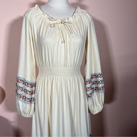 Vintage Dresses & Skirts - Vintage 1970 Bohemian Prairie Yves Jennet Cream Rose floral Cottagecore Dress M